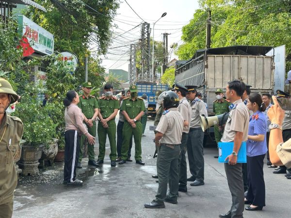CƯỠNG CHẾ GIAO TÀI SẢN KHI XÉT XỬ VÀ THI HÀNH ÁN SAI 1 cuong che giao tai san