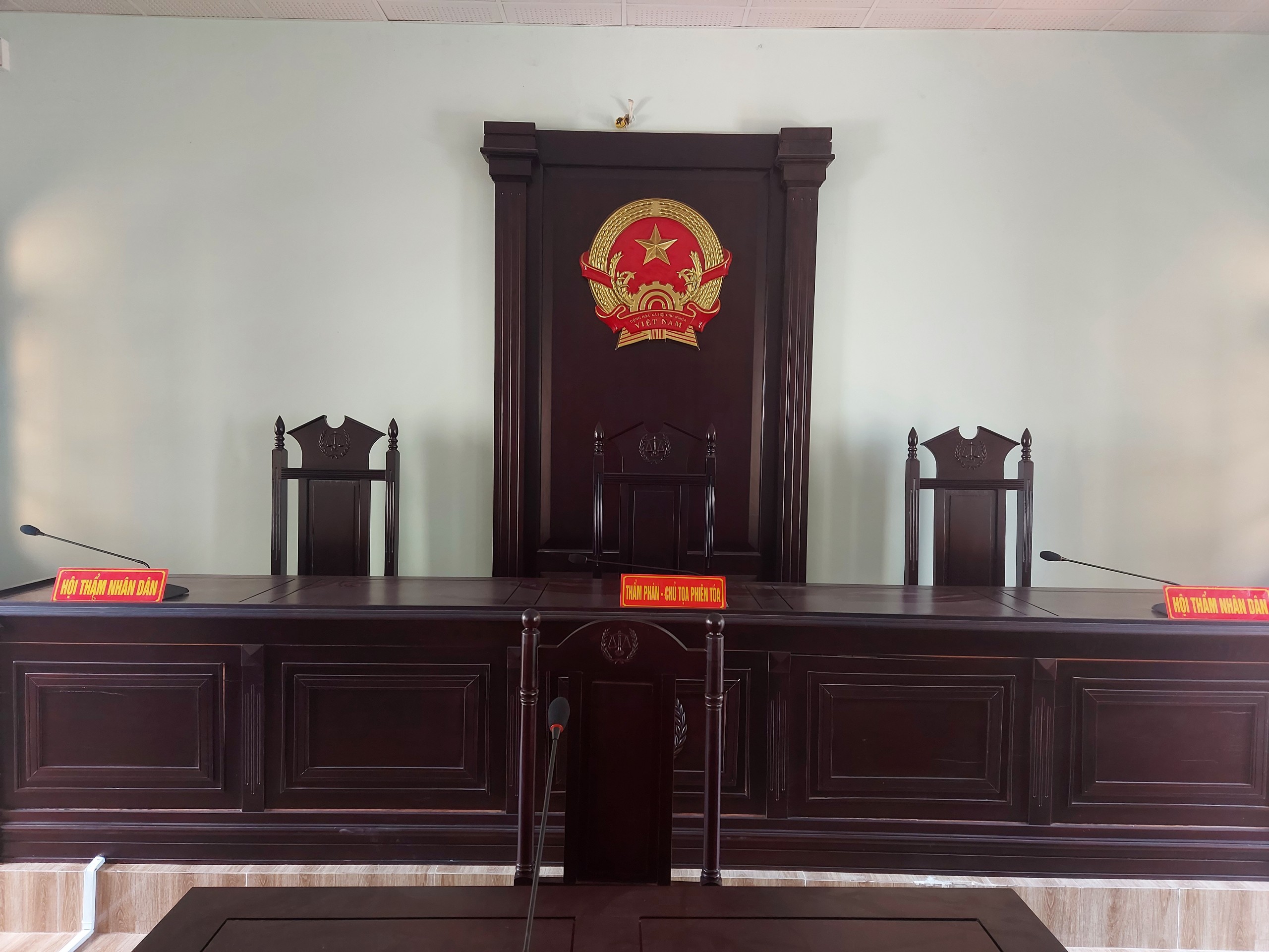 MỖI PHIÊN TÒA – MỘT CẢM XÚC 1 Anh toa an